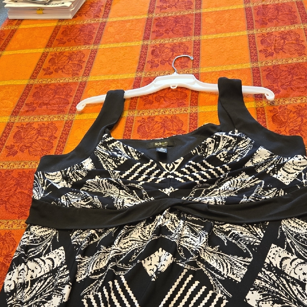 Style & Co. Black and White Patterned Maxi Dress - Picture 6 of 8